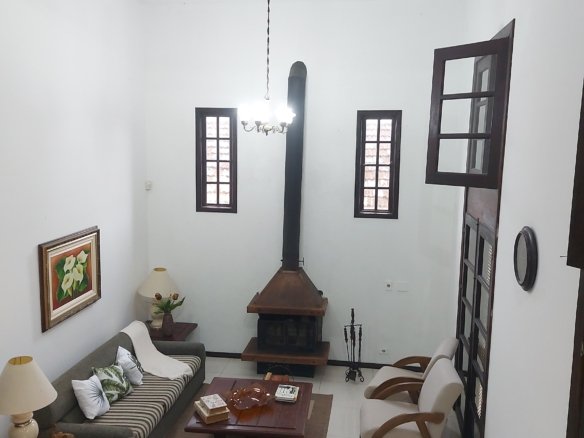 Belíssima Casa no Quitandinha